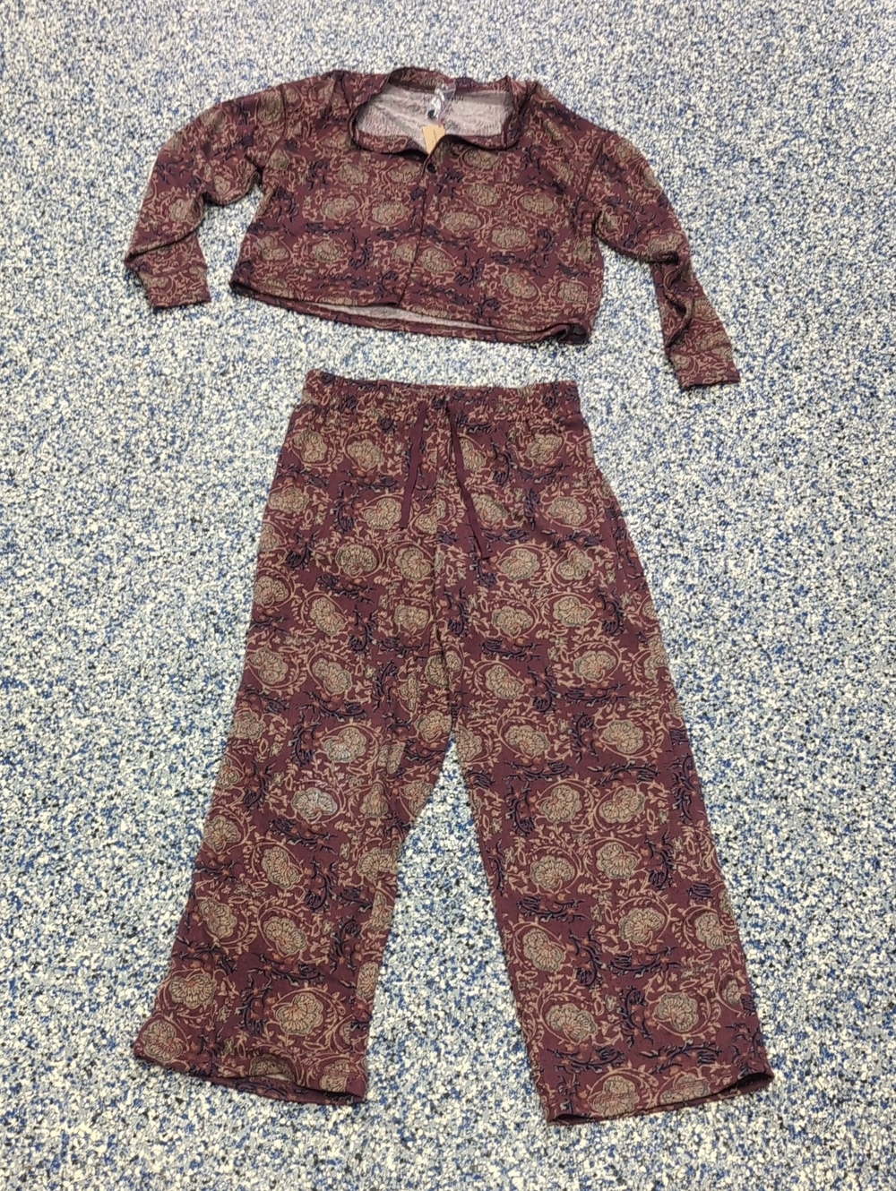 Natural Life Two-Piece Casual NWT Paisley Peyton Lounge Set